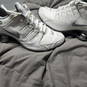 White and grey nike shox size 6.5